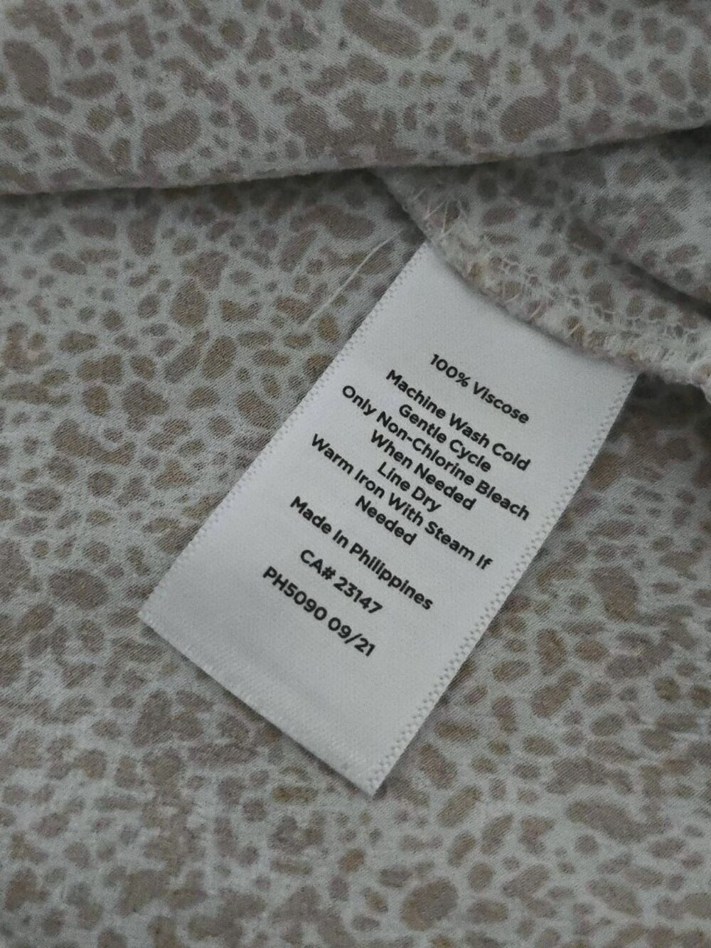Talbots Pebbled Dot Ruffle Shell - Size 1X - Picture 6 of 6